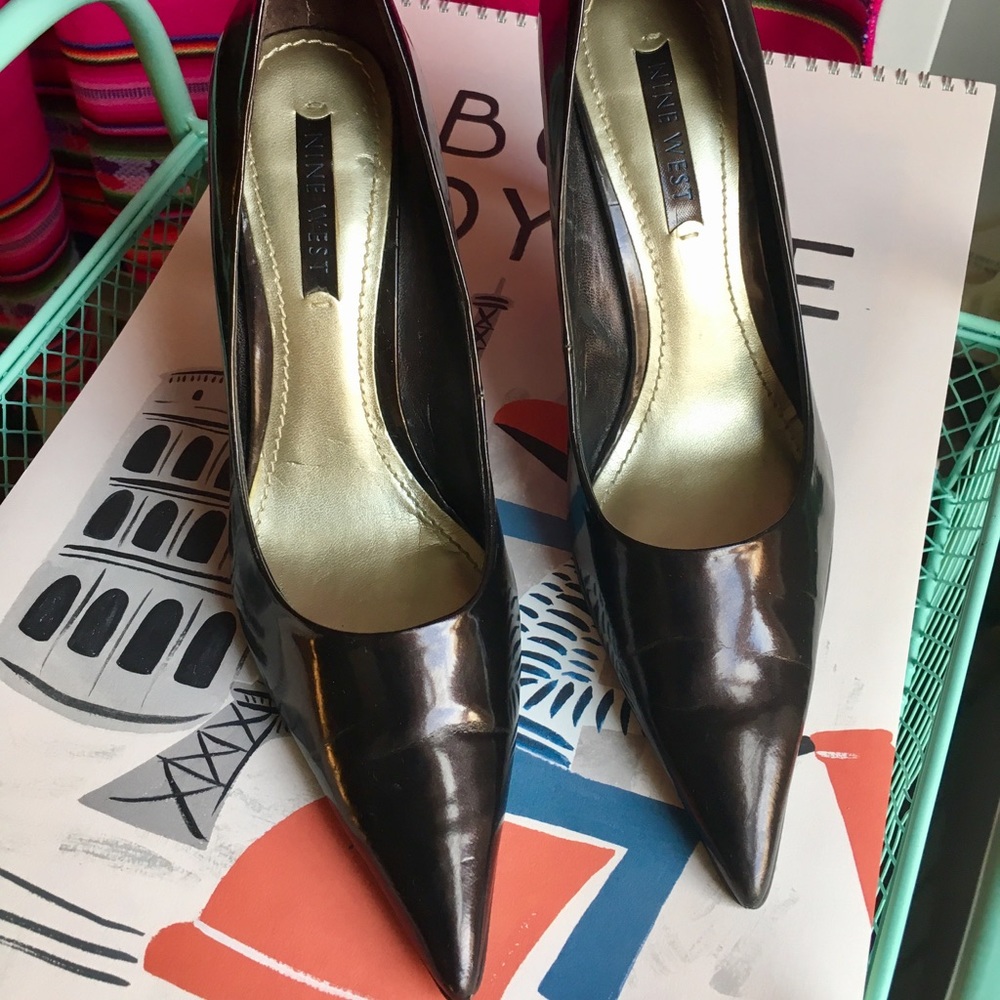 Shoes - Picture 3 of 3
